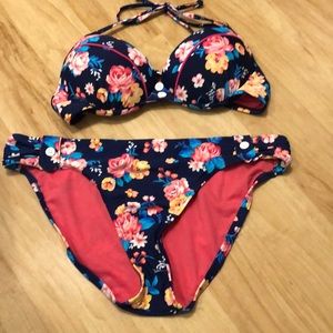 Floral bikini